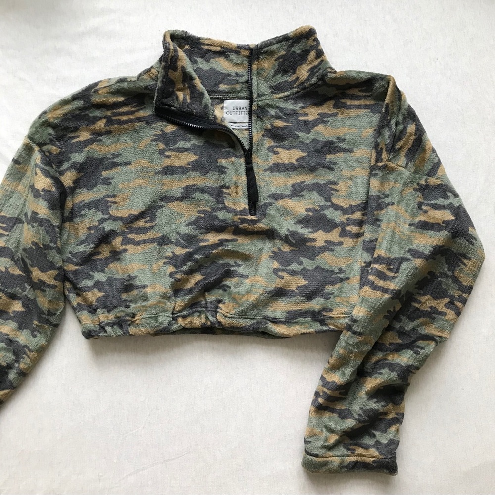UO Camo, Cropped, Quarter Zip
